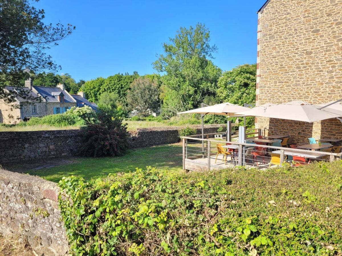 Le Petit Montmartre Hotell Dinard Exteriör bild